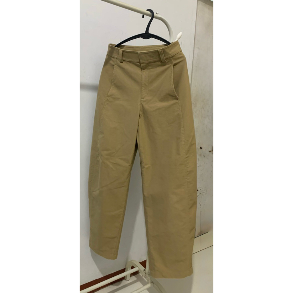 Uniqlo Barrel Pants LIKE NEW