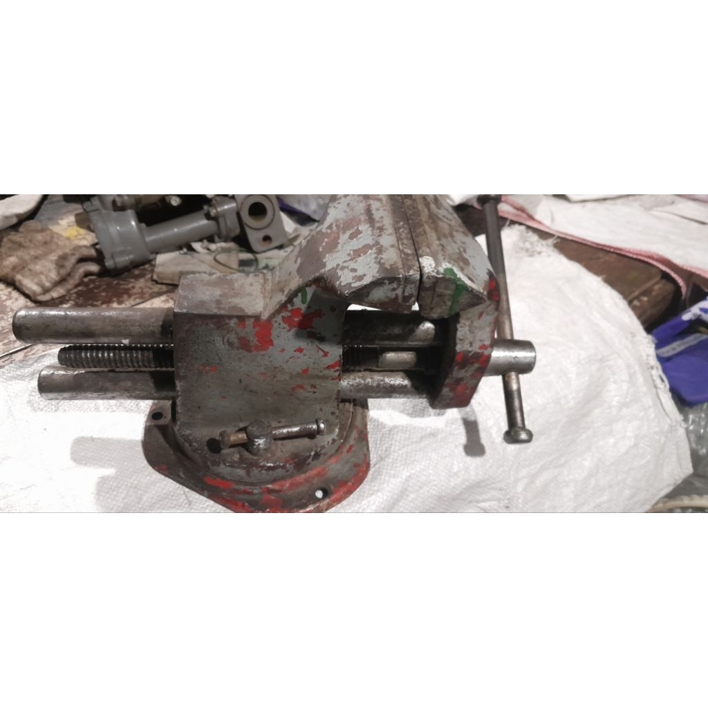 RAGUM BESI ANTIK UKURAN 5 INCH BERAT 14KG SECOND KONDISI BAIK
