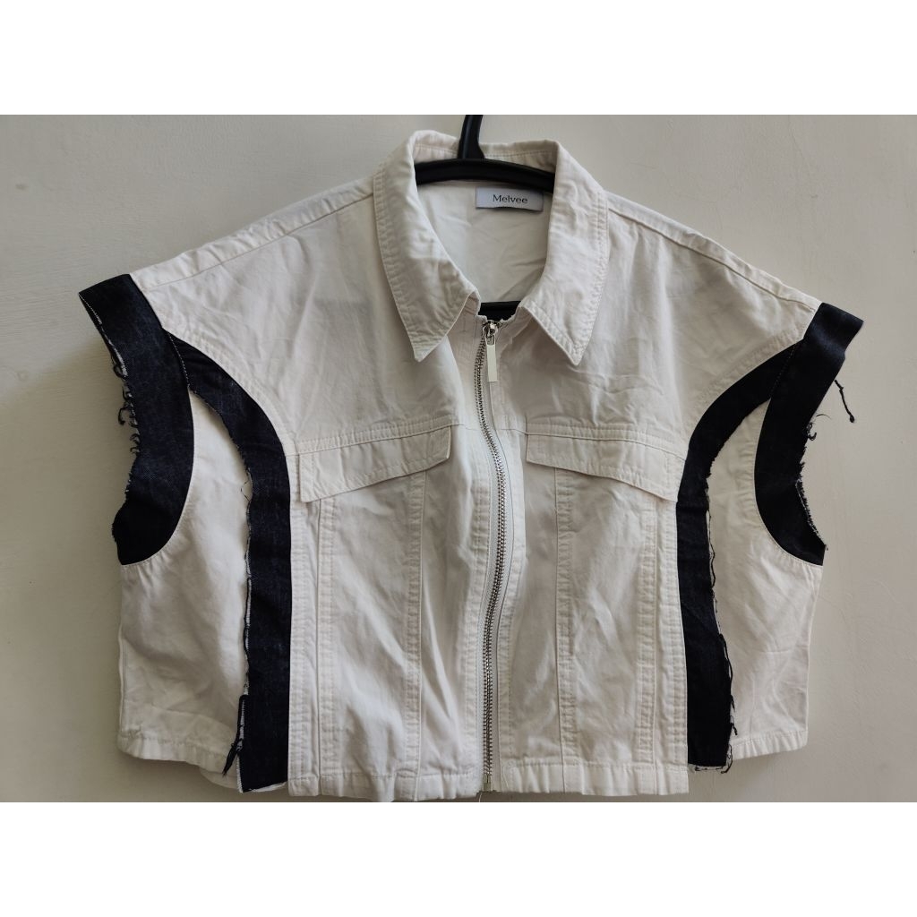 MELVEE CROPTOP CROP VEST BROKEN WHITE / VEST CARGO / VEST CROP CARGO / ROMPI SOFT JEANS PUTIH