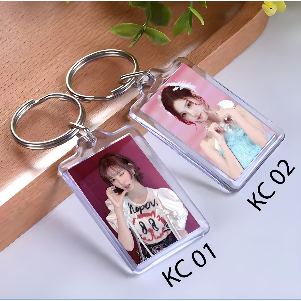 Keychain kpop Choi Jiwoo  hearts 2 hearts - Ganci kpop- Gantungan Kunci - Choi Jiwoo hearts 2 hearts