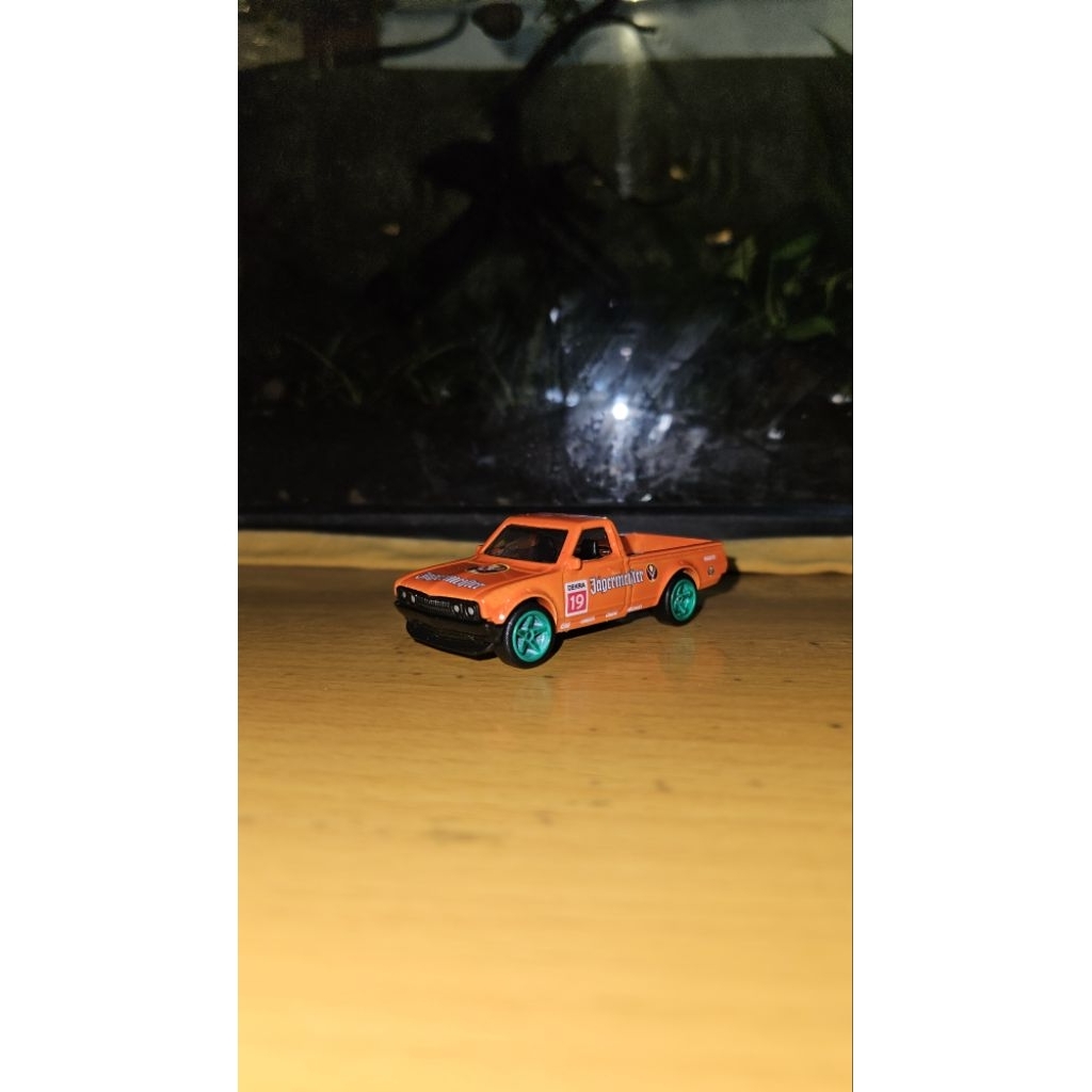 Hot Wheels Custom Datsun 620 Pickup Jager Ban Karet
