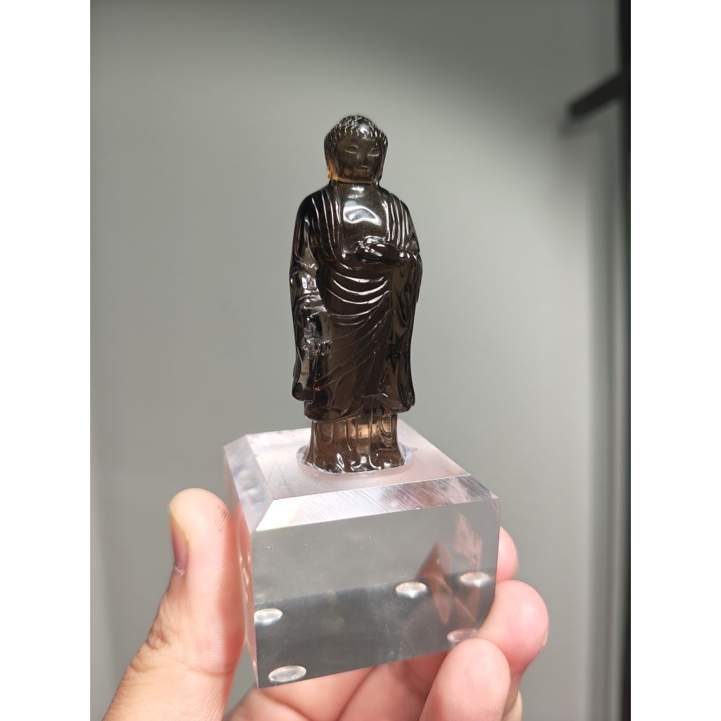 Buddha Smoky Carving Natural – Ukiran Patung Buddha Batu Smoky Elegan