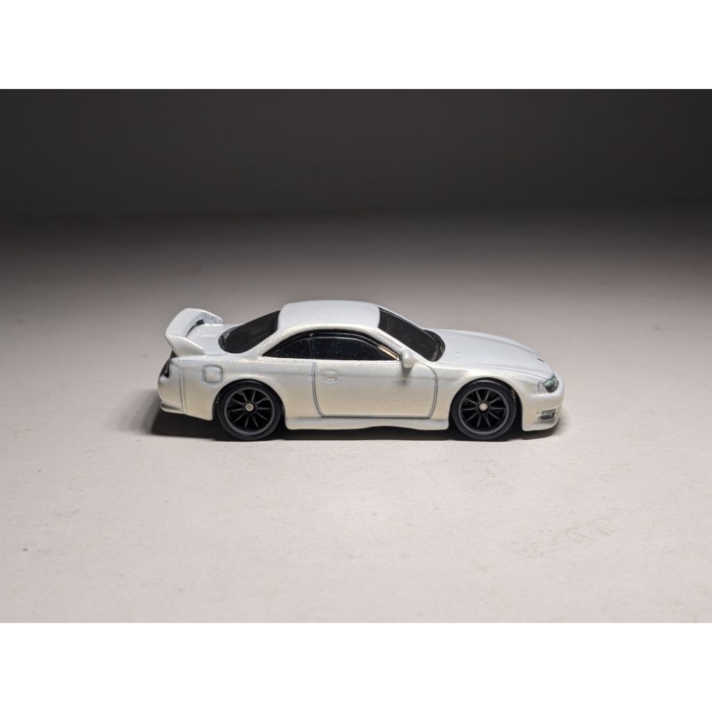 Hotwheels Premium Nissan Silvia S14 White Putih Modern Classics Custom Unrivet