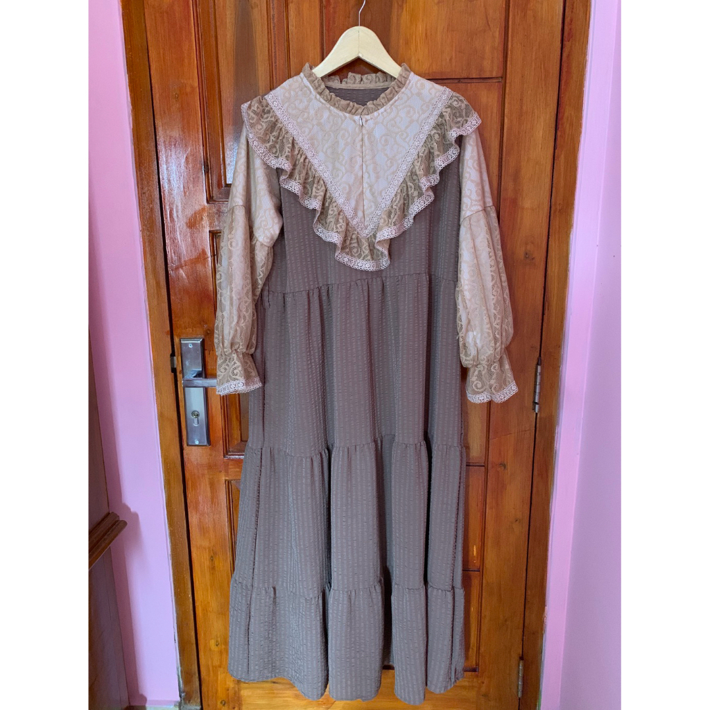 DRESS MOCCA