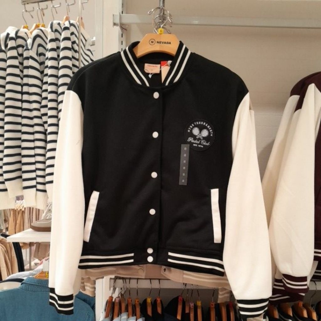Nevada Jaket Wanita