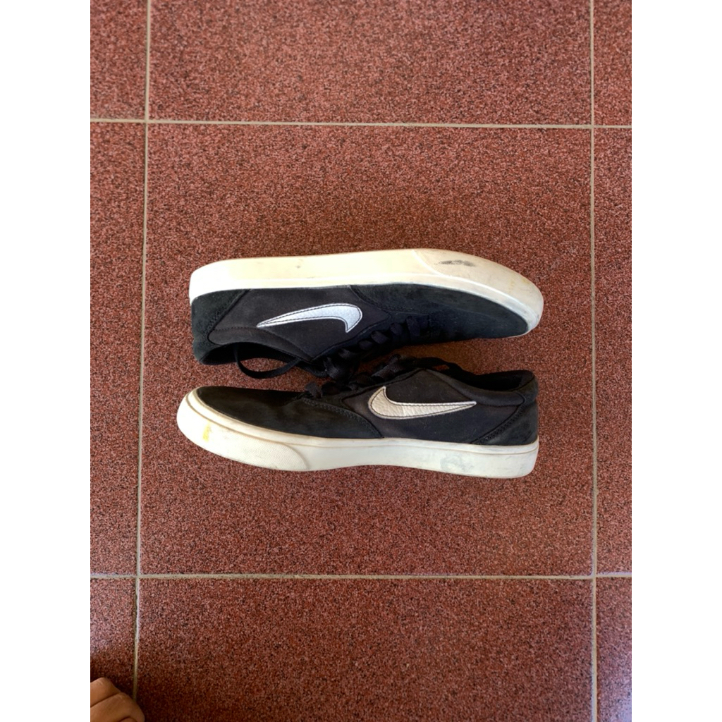 [preloved] sepatu nike sb chron solarsoft second - bekas