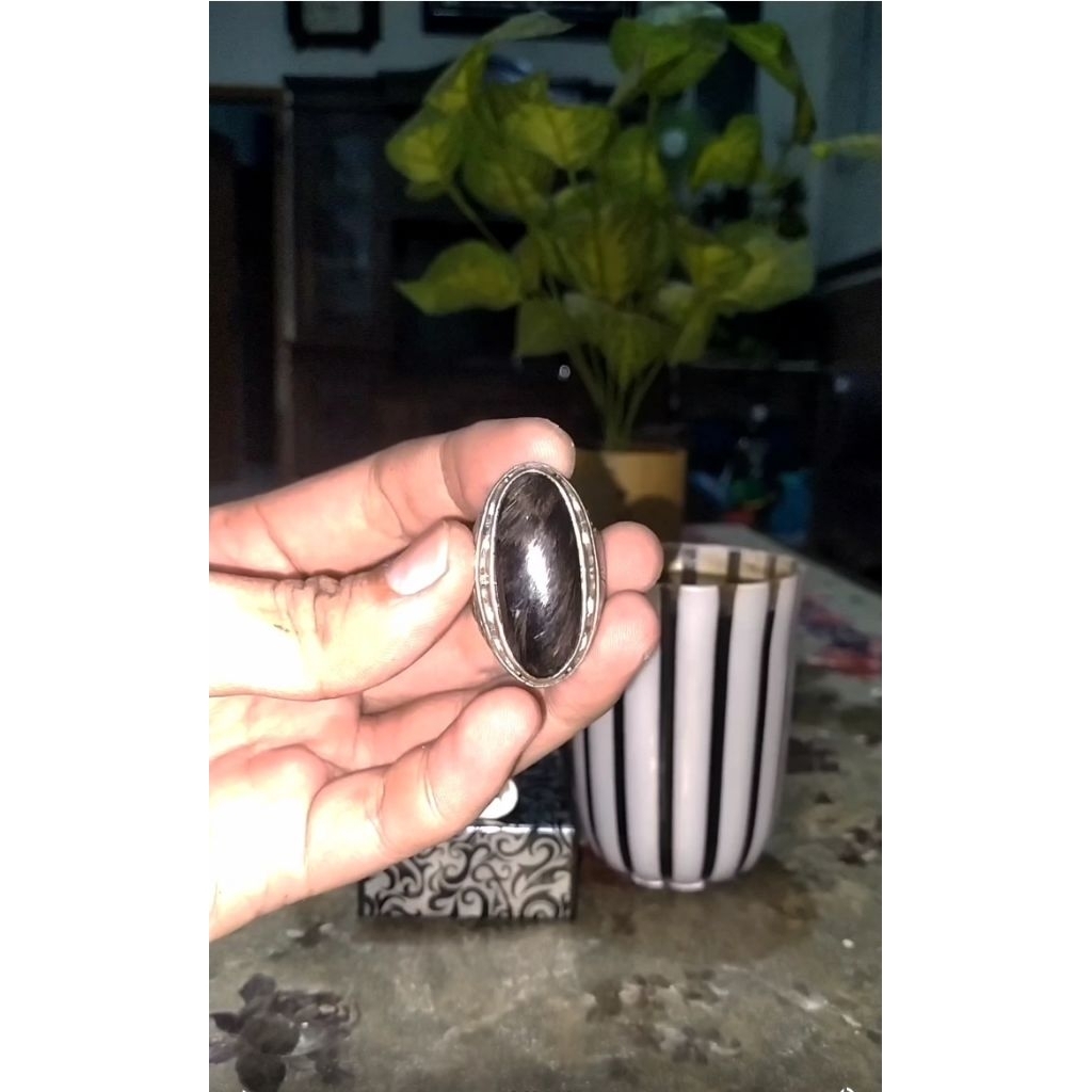BATU BULU MACAN