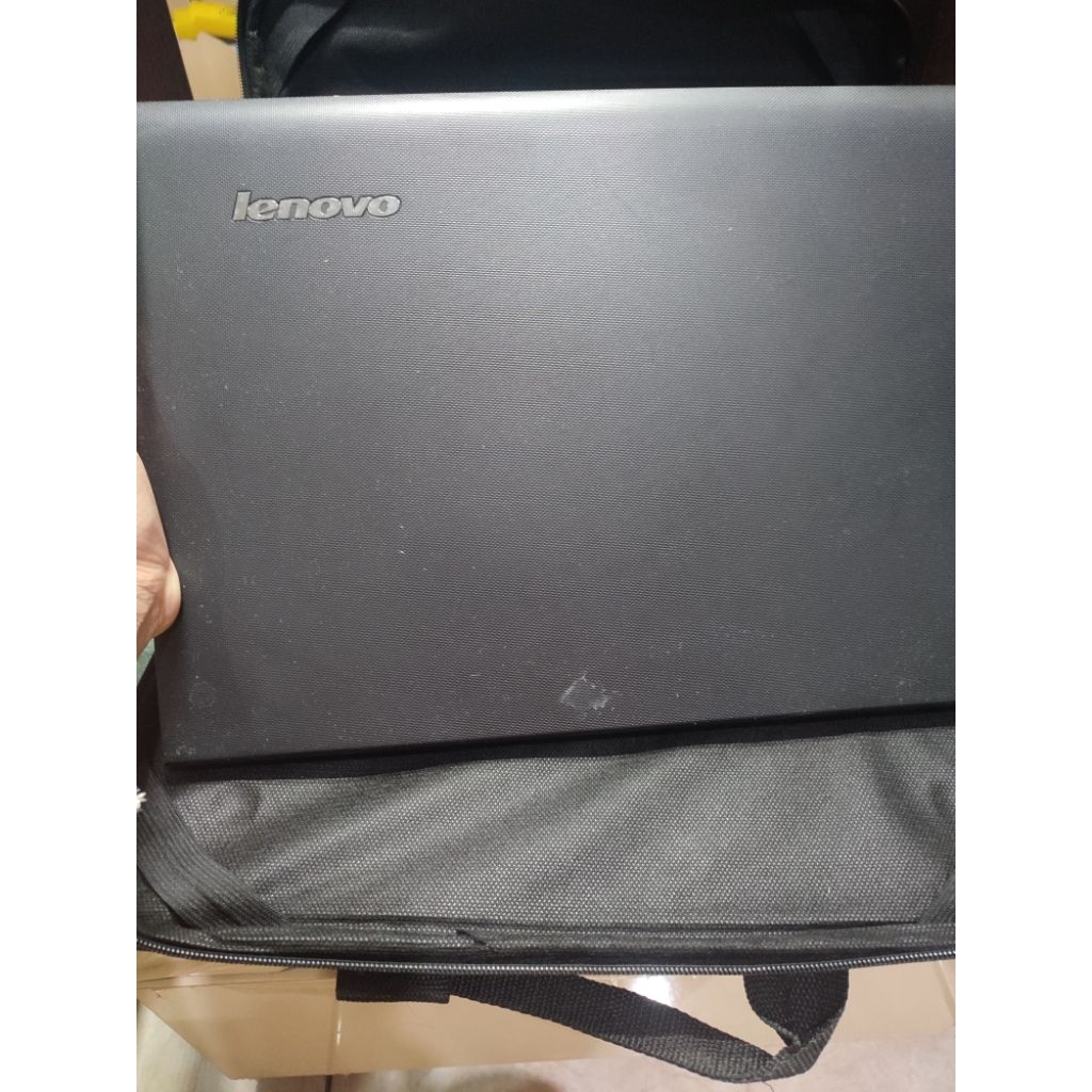 PRELOVED LAPTOP LENOVO