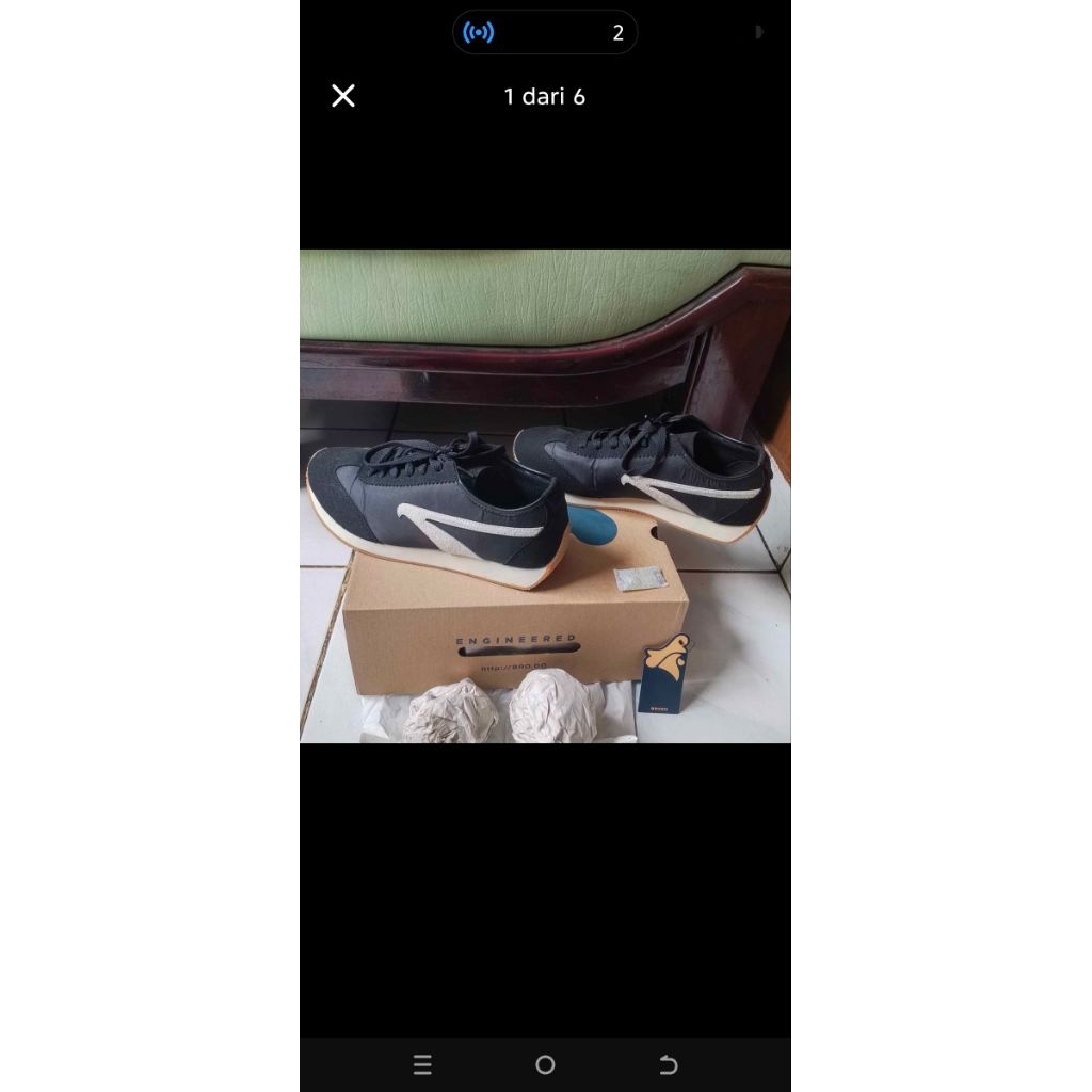 Brodo Tondano beak black