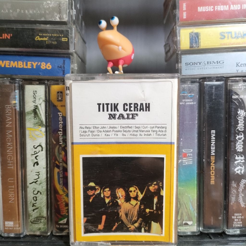 Kaset Naif Titik Cerah Curi Curi Pandang lengkap booklet