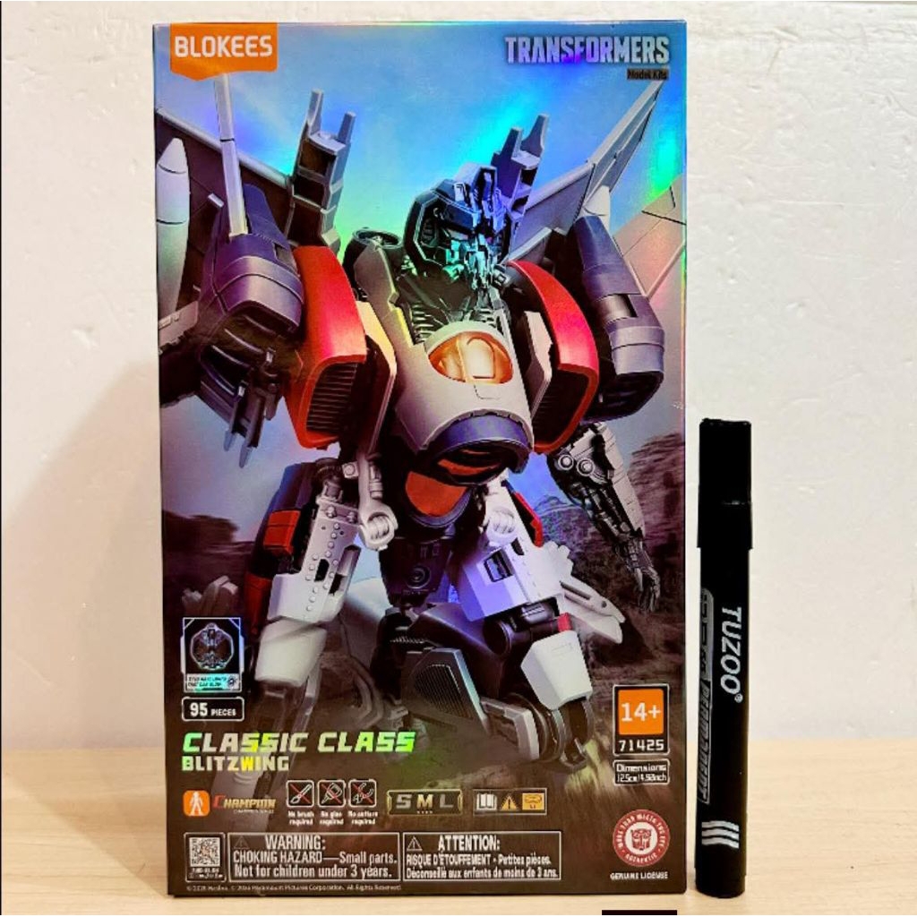 mainan model kit Blokees Transformers Classic Class Blitzwing model kit. Model Kit: Features 95 piec