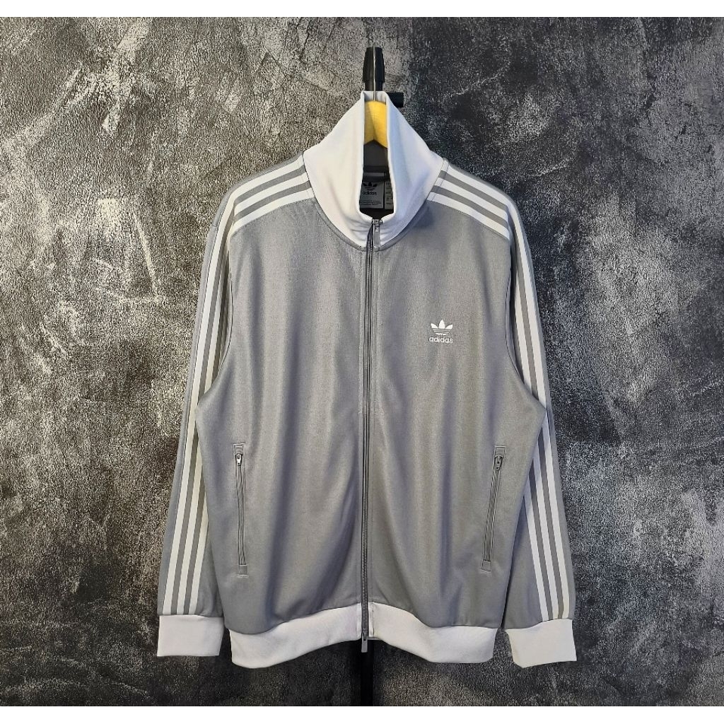 (TRACKTOP ADIDAS BECKENBAUER ASH STRIP LIGHT GREY)