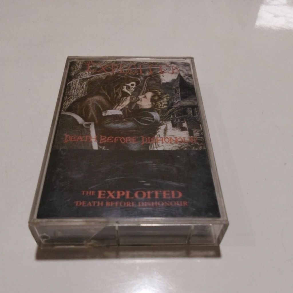 KASET PITA IMPORT THE EXPLOITED DEATH BEFORE DISHONOUR