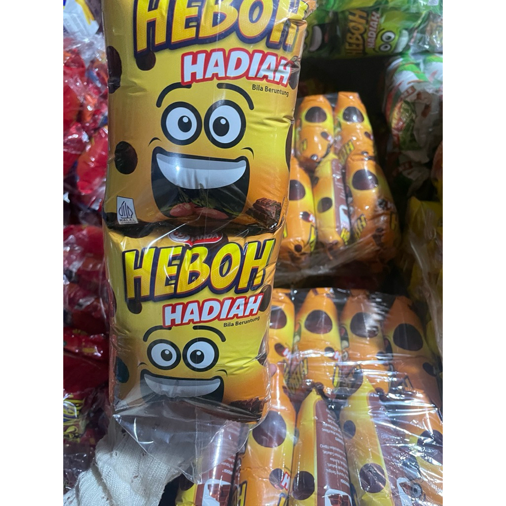 CHIKI HEBOH BERHADIAH UANG