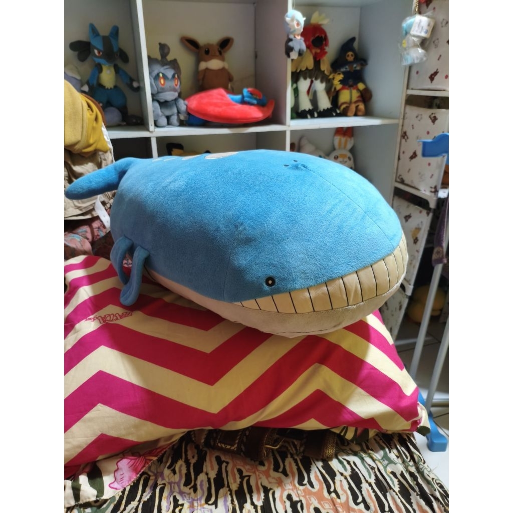 Bonekan Pokemon Wailord Original Pokemon Center 2014