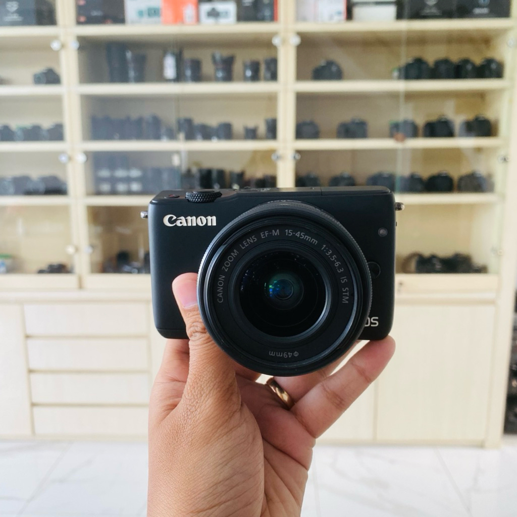 KAMERA CANON M10  FULLSETBOX