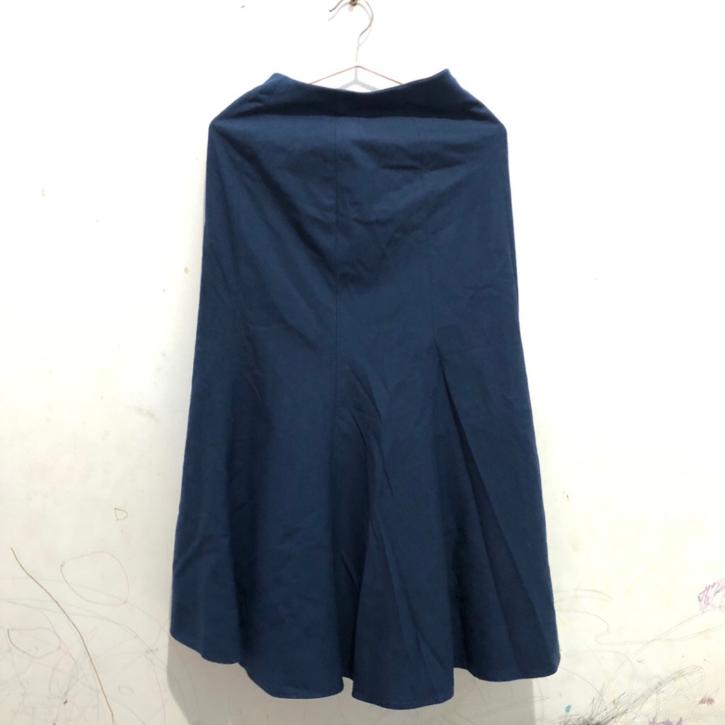 UNIQLO ROK DUYUNG BIRU