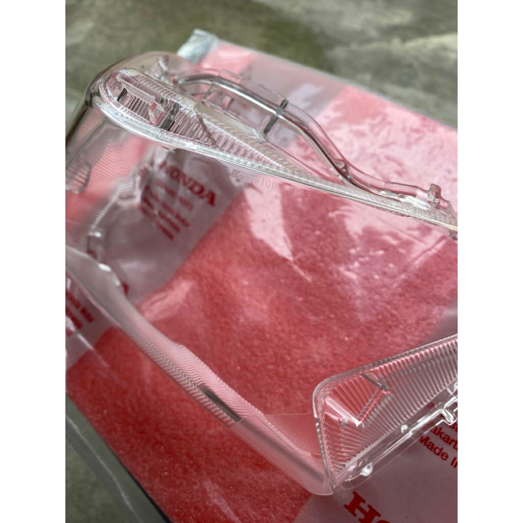mika lampu depan/mika reflektor depan beat deluxe gen 2 original Astra Honda motor (AHM)