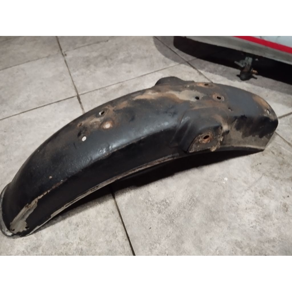 Spakbor belakang Binter KH 100 original tebal
