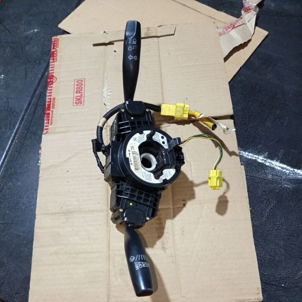 saklar lampu sein wiper kombinasi Honda Accord cm5