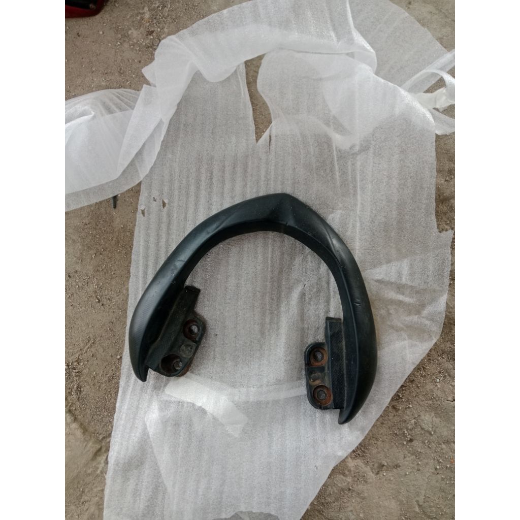 Behel Belakang Honda Beat Karbu - Model Original, copotan
