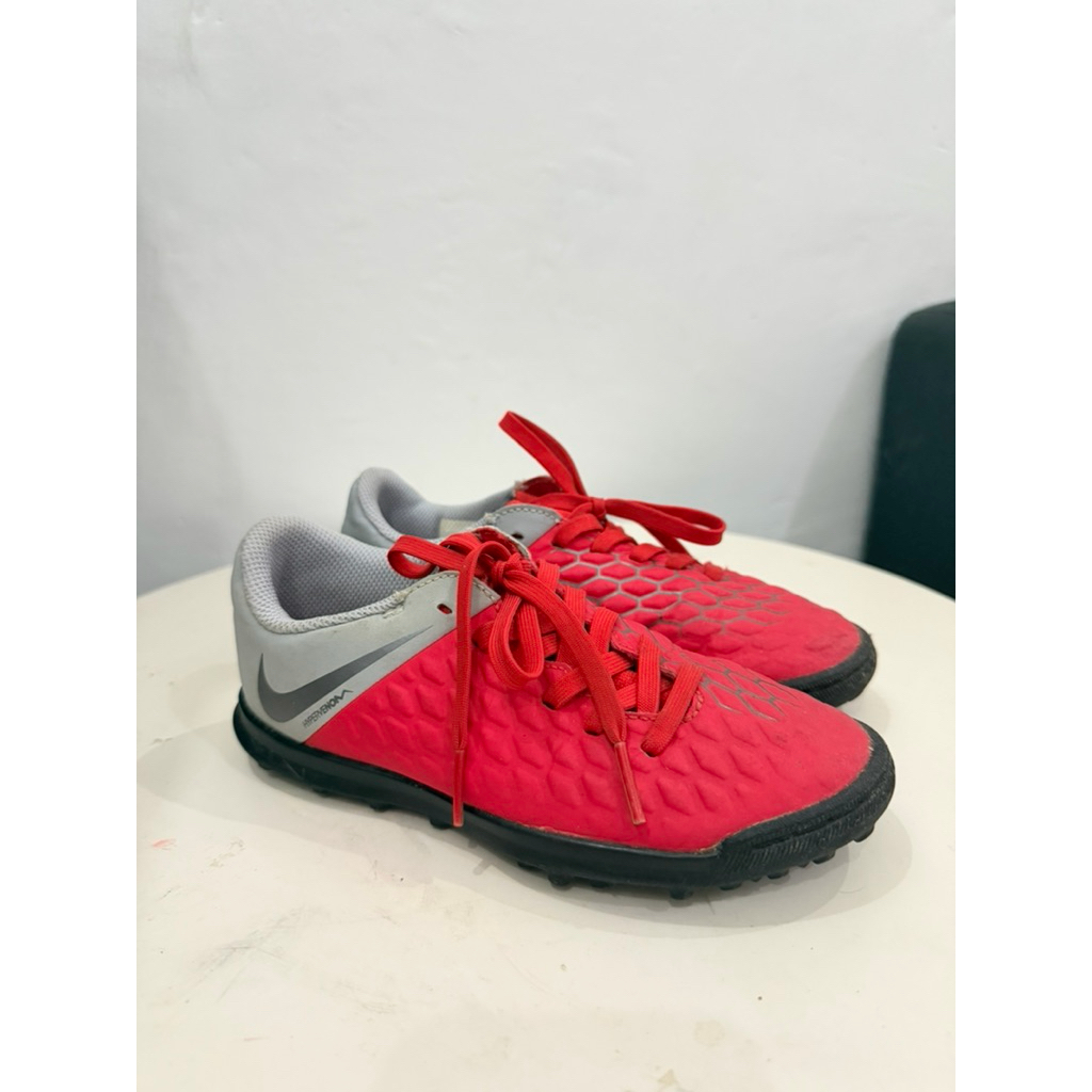 PRELOVED SEPATU BOLA ANAK
