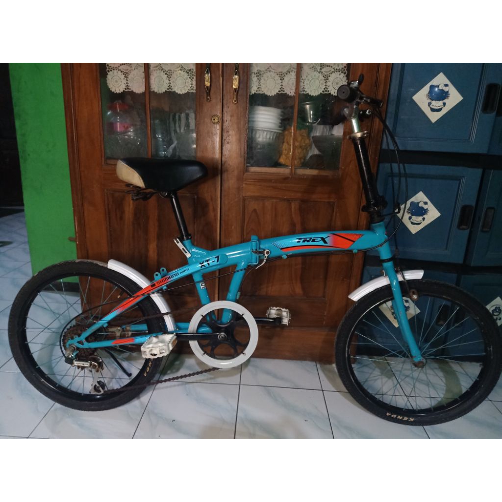 SEPEDA LIPAT SEKEN UKURAN 20
