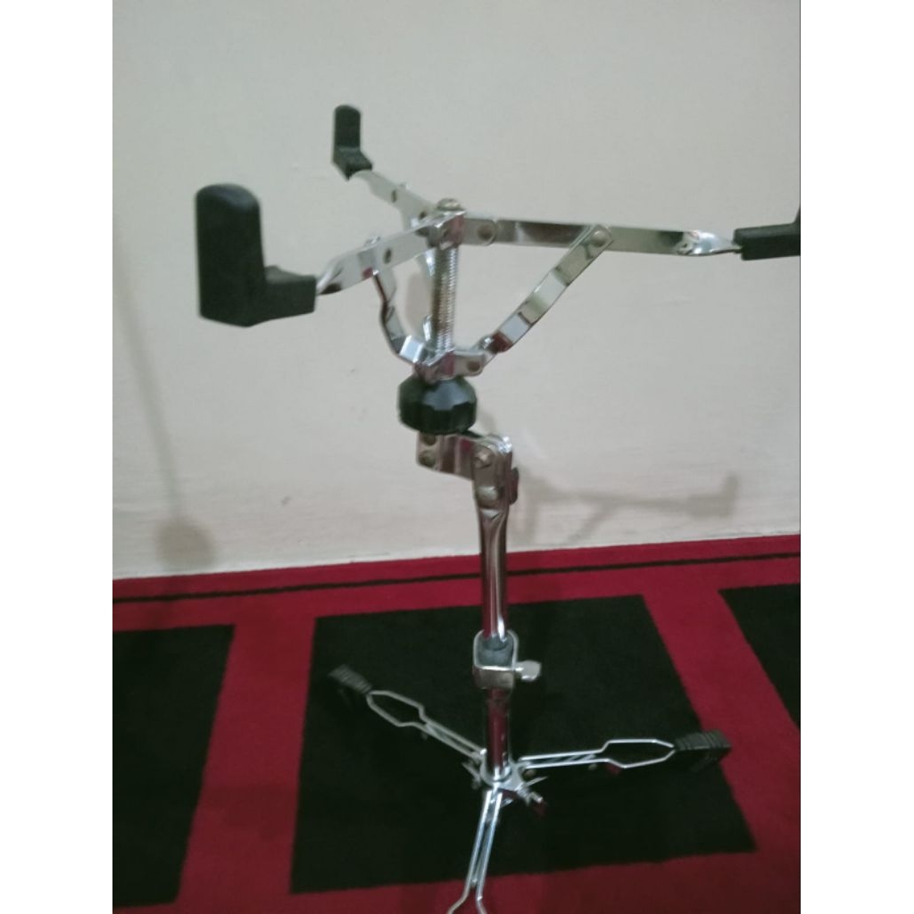 Stand snare tama