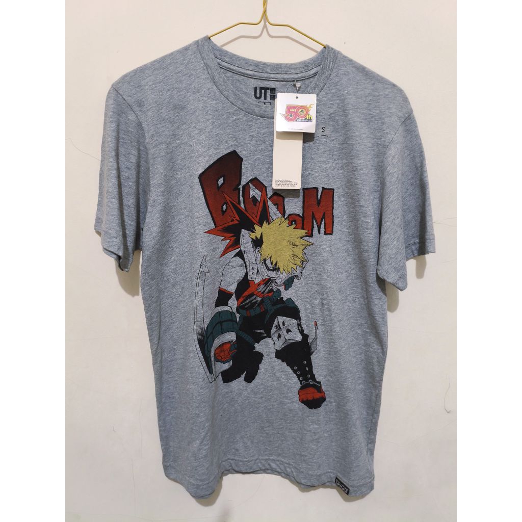 Kaos Uniqlo UT Bakugo Katsuki My Hero Academia
