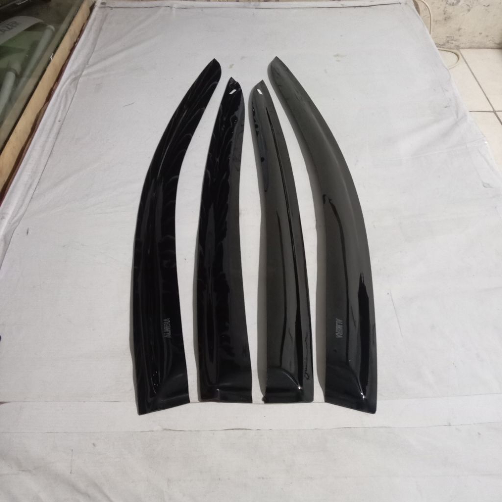 TALANG AIR NISSAN MOBIL ALMERA SLIM