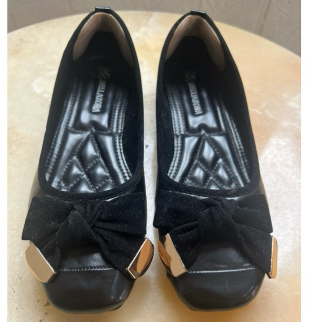 Sepatu Flatshoes wanita Bellazora size 37 hitam