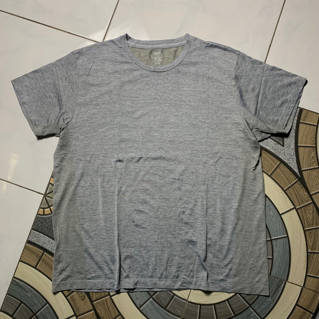 Jersey Running uniqlo grey Dry-ex Anti-Bacterial size 3XL