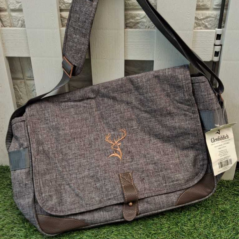 Tas Messenger Pria Glenfiddich
