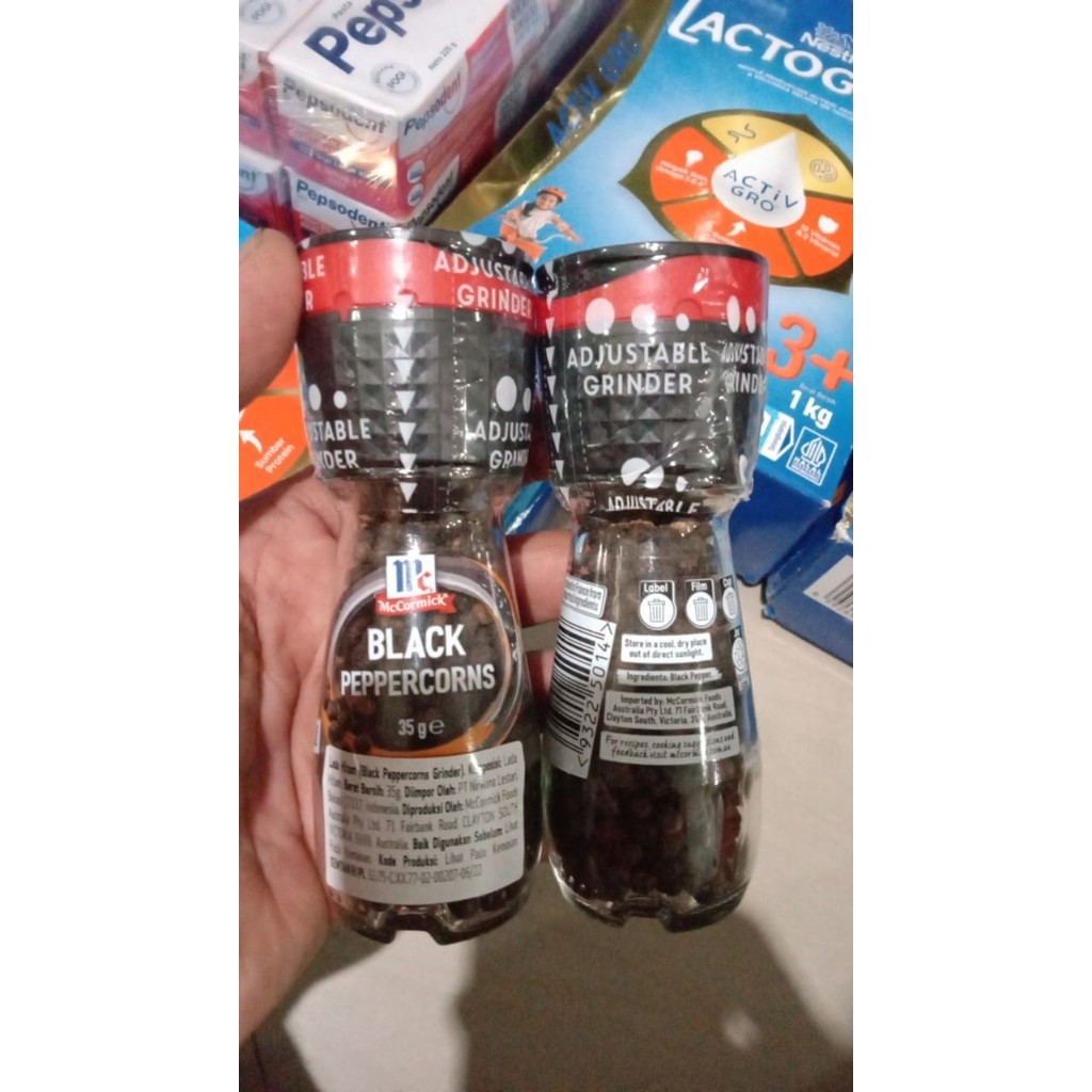 black peppercorns 35GR MCCORMICK
