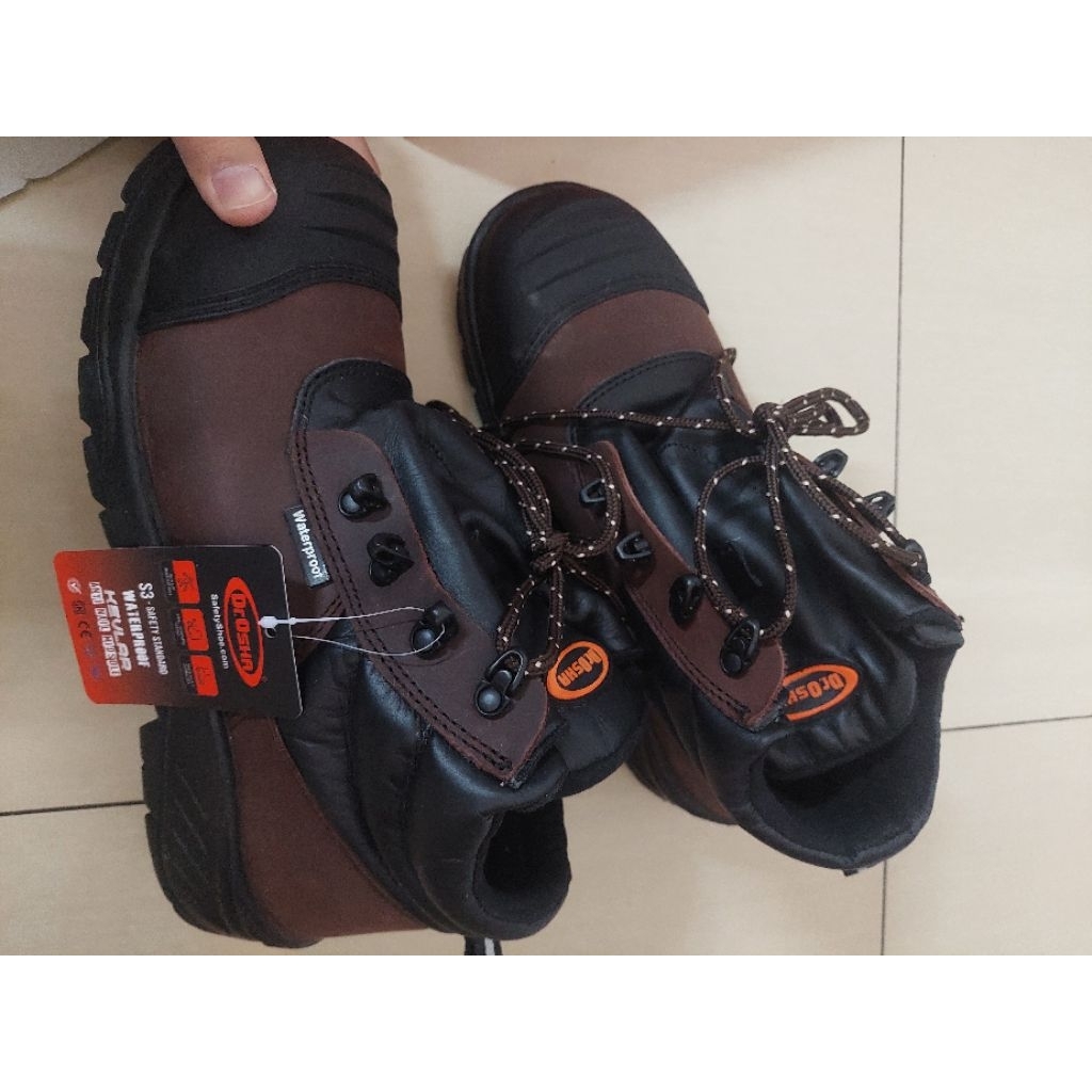 New sepatu safety size 43 dr.osha elite 3236 versi S3