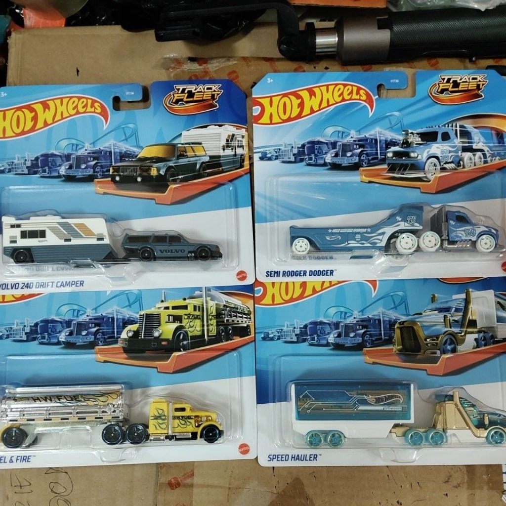 Hot Wheels Track Fleet