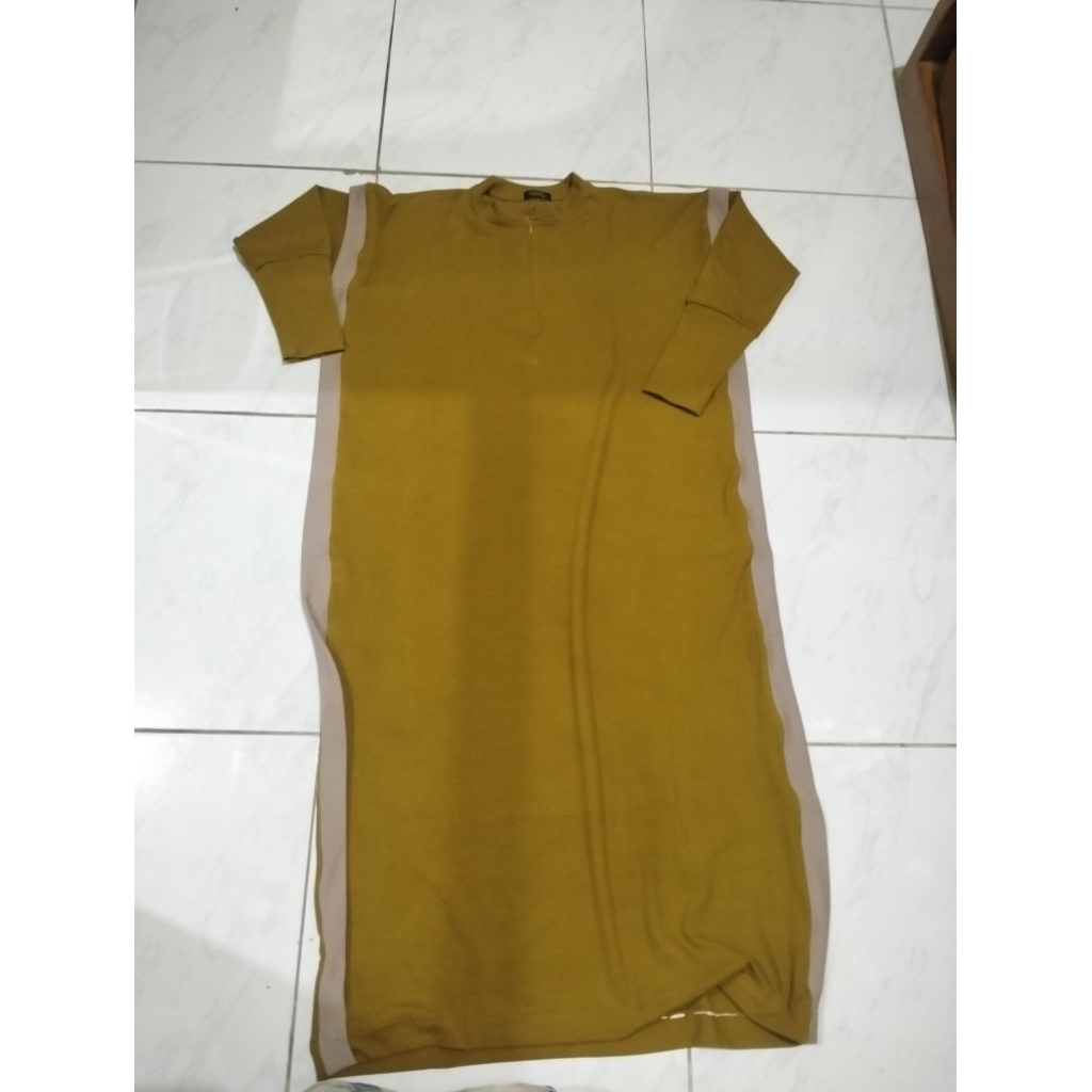 pre loved gamis warna mustard kain tebal CEK DESKRIPSI