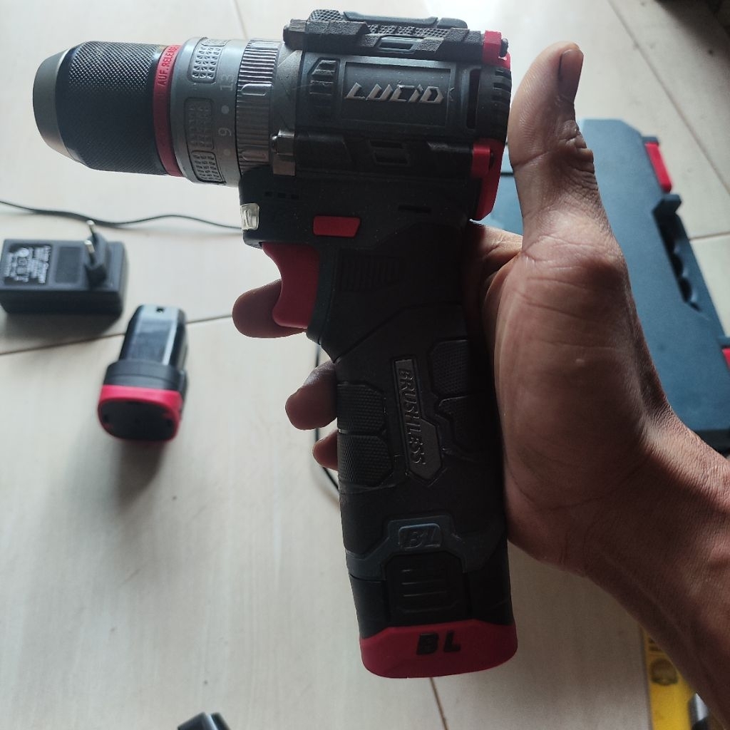 bor lucid lx 50