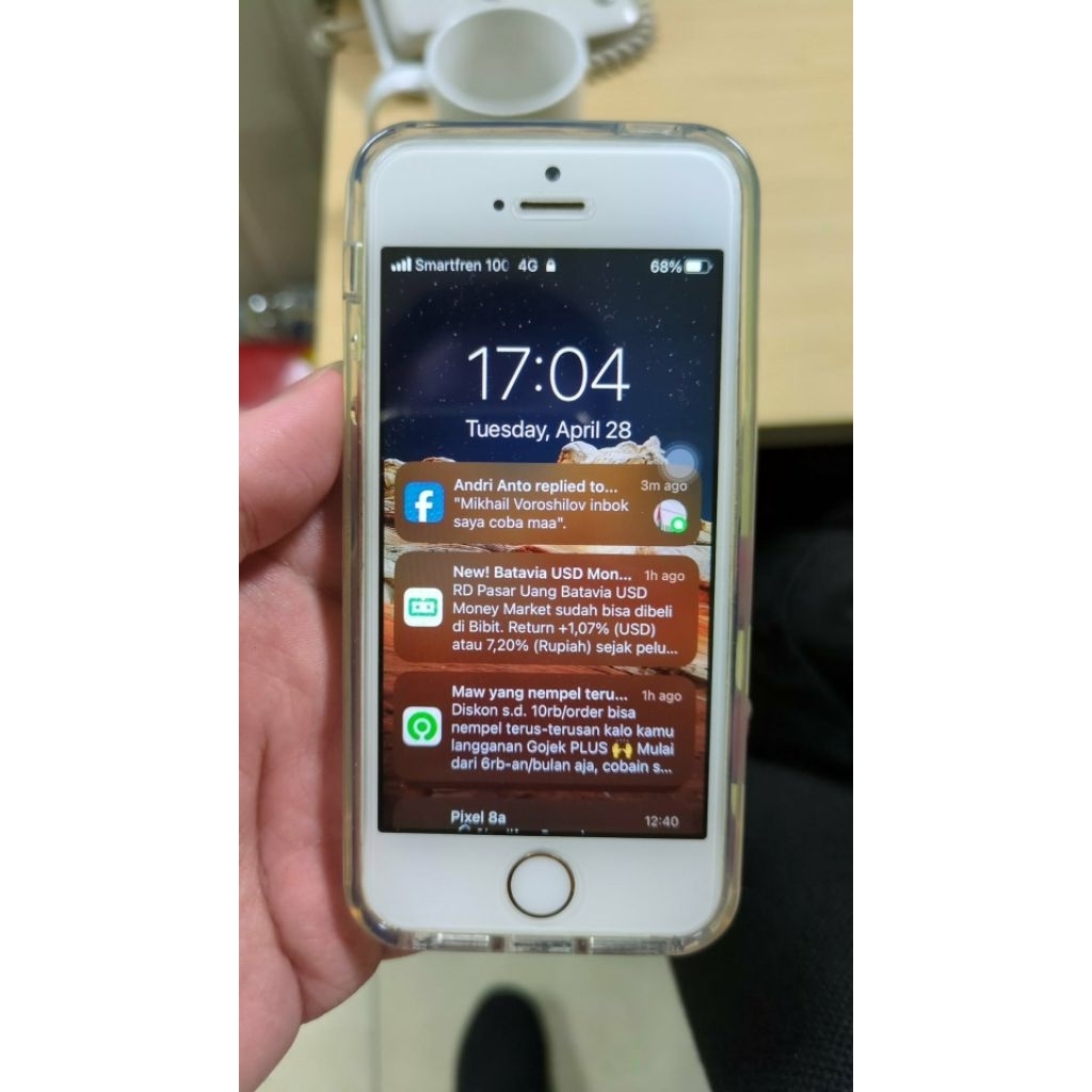 iPhone SE 1st Gen 2016 128GB Silver