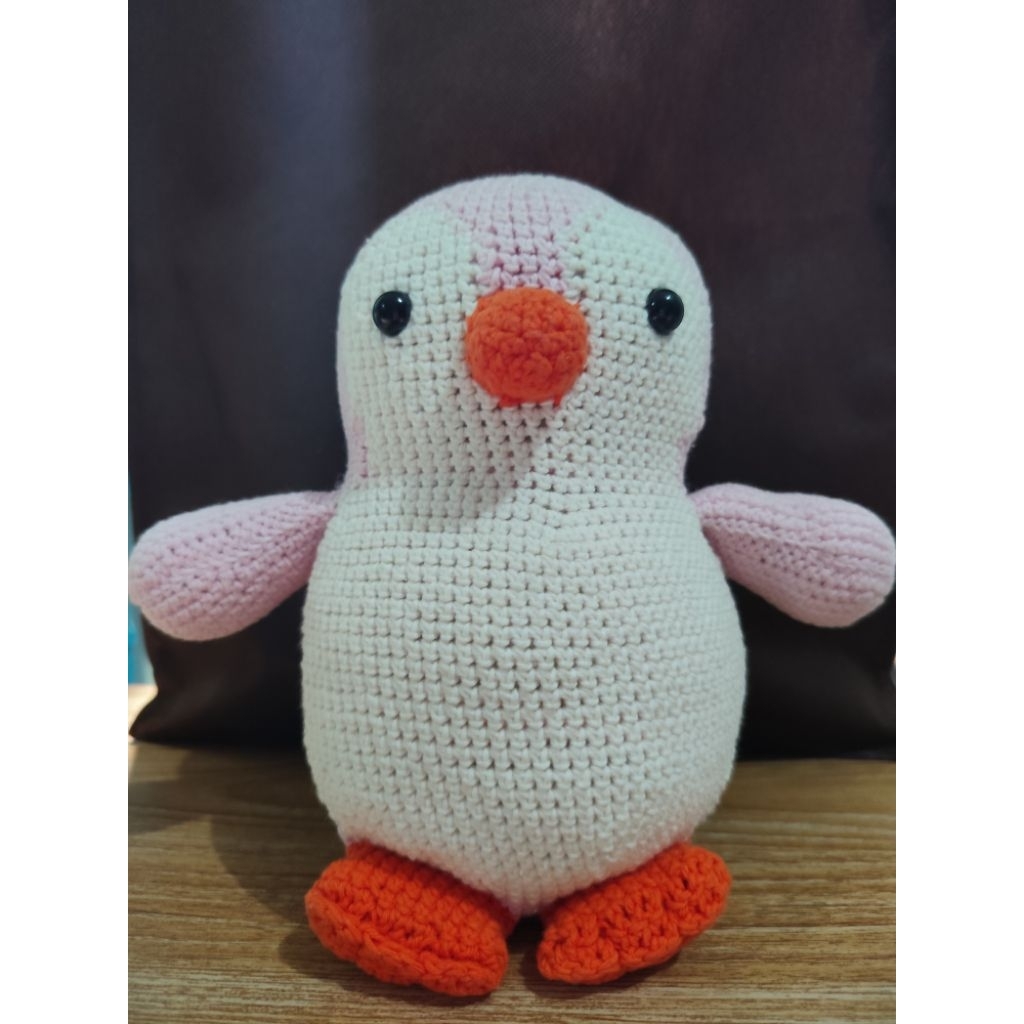 boneka rajut/ amigurumi pinguin