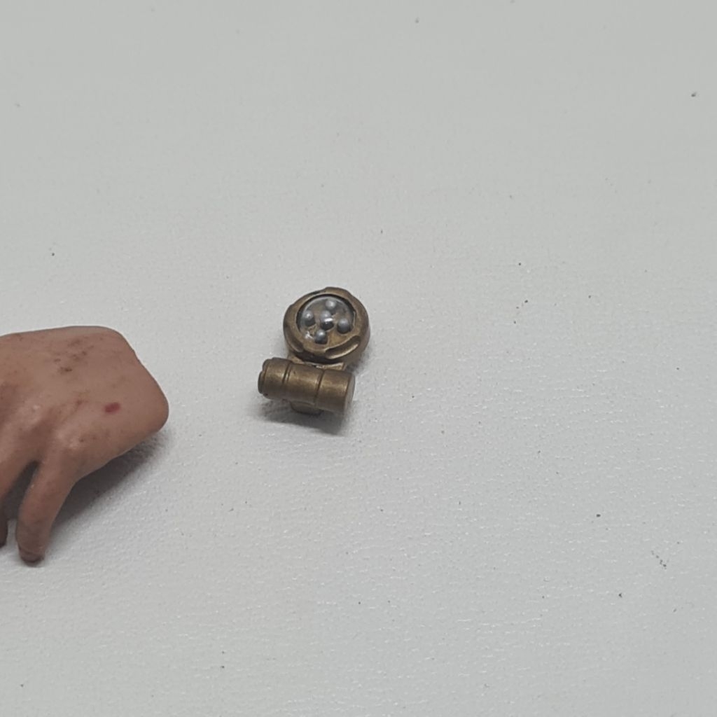 skala 1/6 miniatur lampu senter dada klasik ww 2 untuk figure
