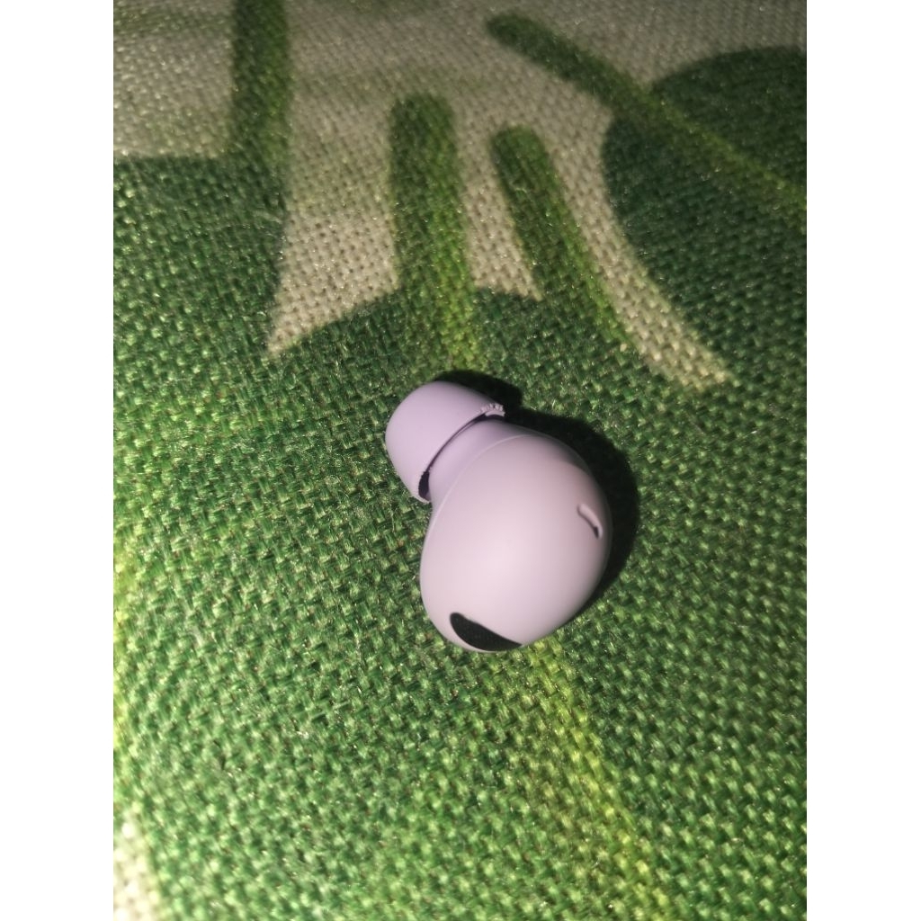 Samsung galaxy buds 2 pro Original violet kiri (L)saja bekas second unit only berfungsi dengan baik 