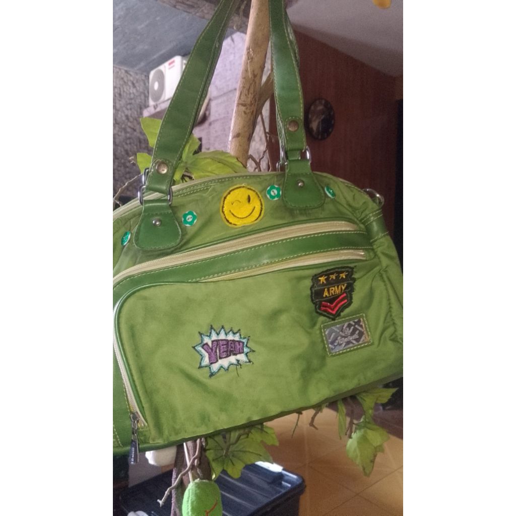 Tas selempang elizabeth preloved second