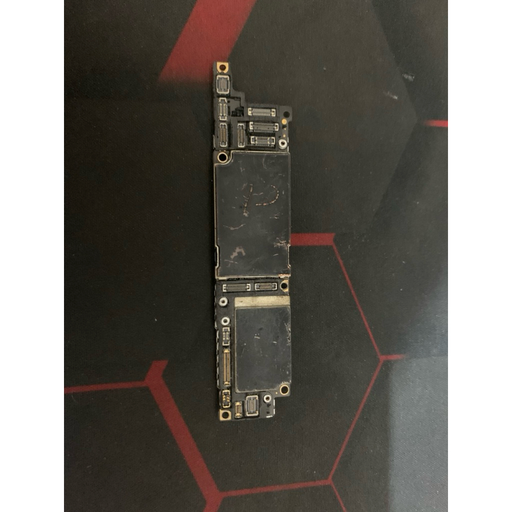 Mesin iphone xr 128gb lock icloud bahan