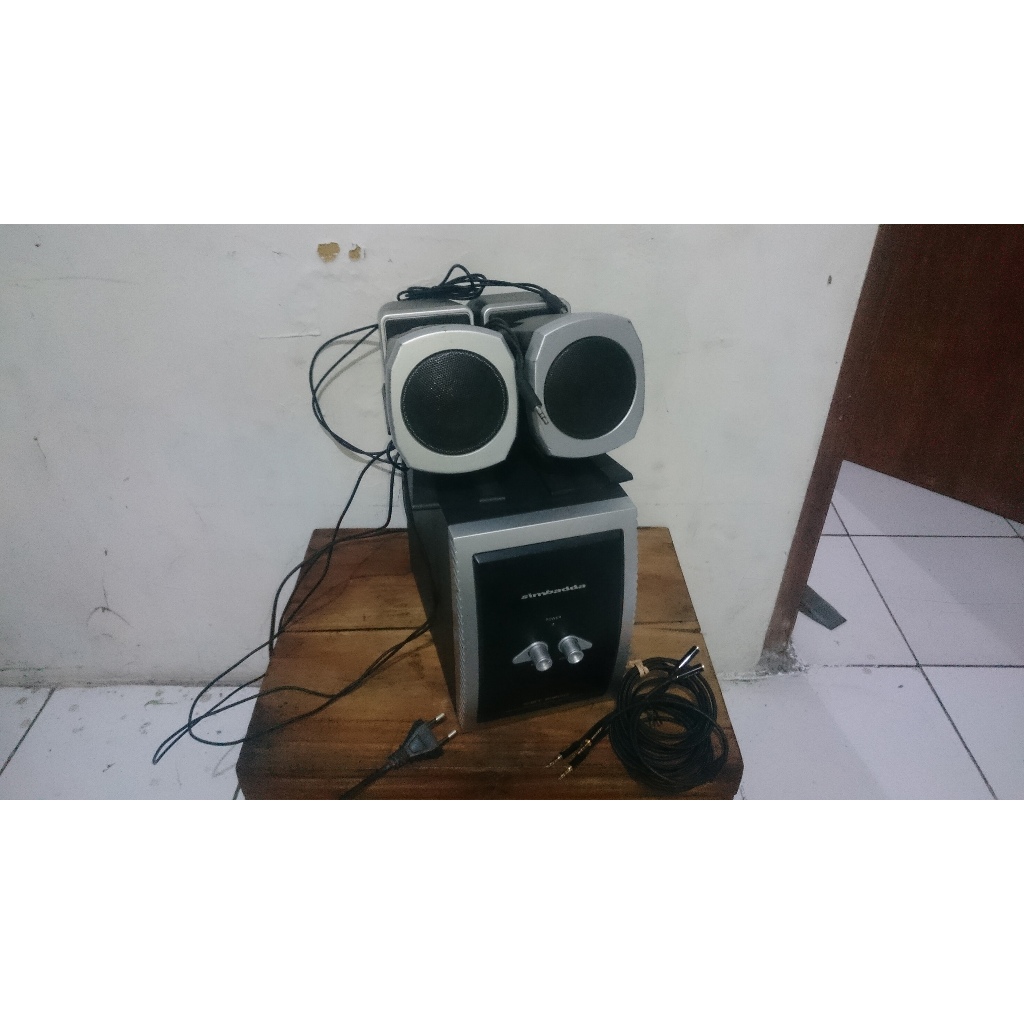 Speaker Simbadda CST5200 plus satelit & part cadangan