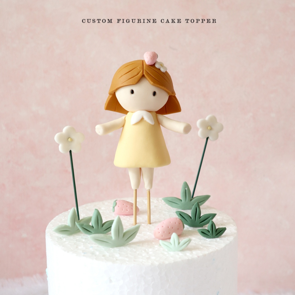 1 set little girl cake topper/custom cake topper/ girl cake topper/ cake topper