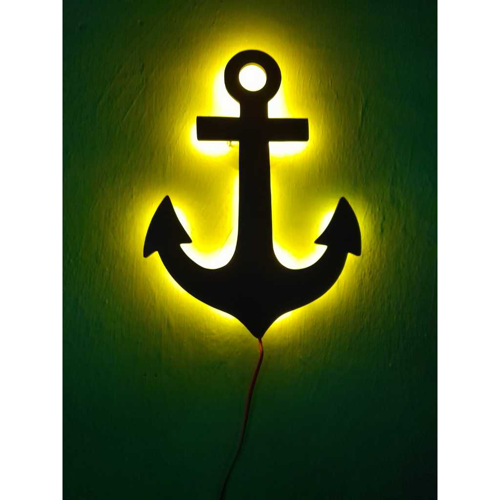 Lampu dinding jangkar kapal