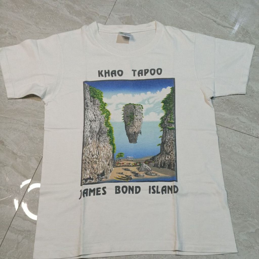 Kaos Thailand James Bond island