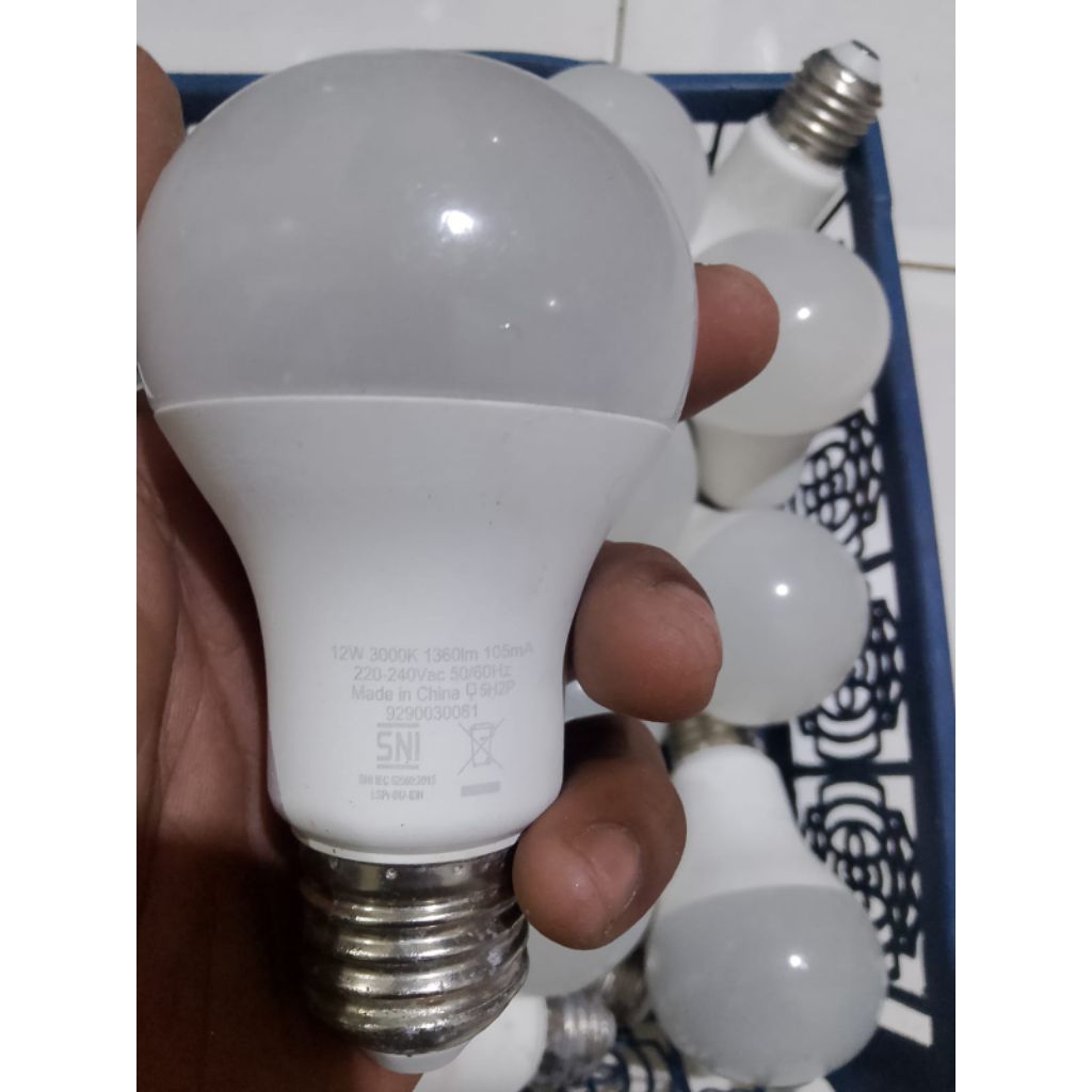 Lampu LED off mati Philips