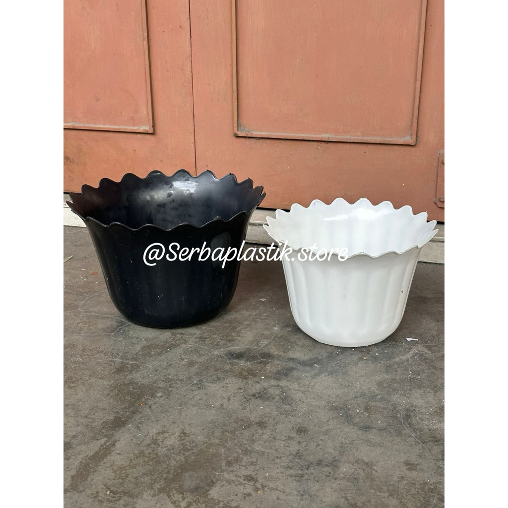 pot bunga hitam putih bermotif tanaman warna madu motif pot hias putih besar kecil tebal kecil besar